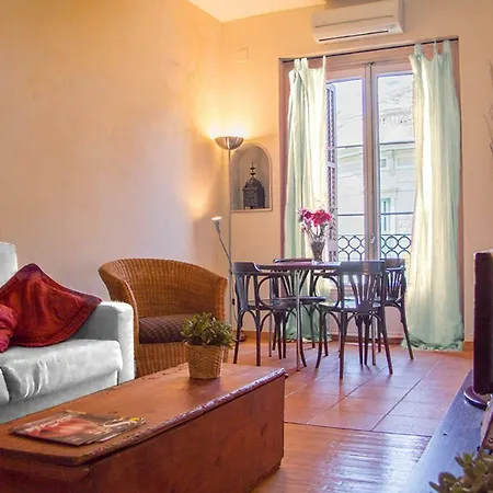 Apartment Gaudi 2 *