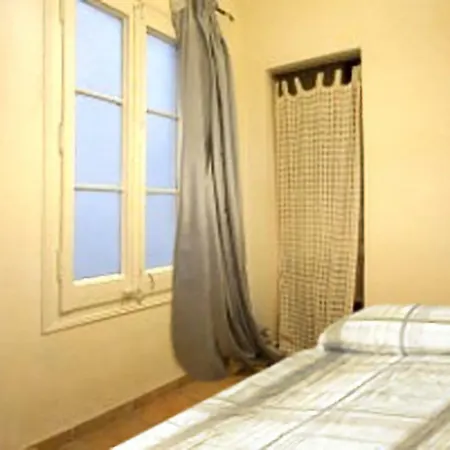 Gaudi 2 Apartment *